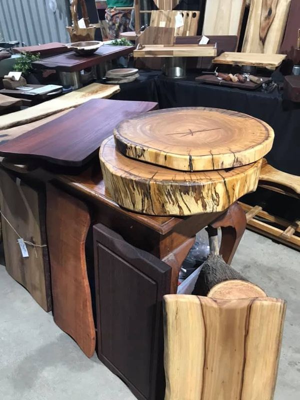 Two-tier rounds and jarrah boards