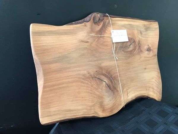 Wavy-edge board